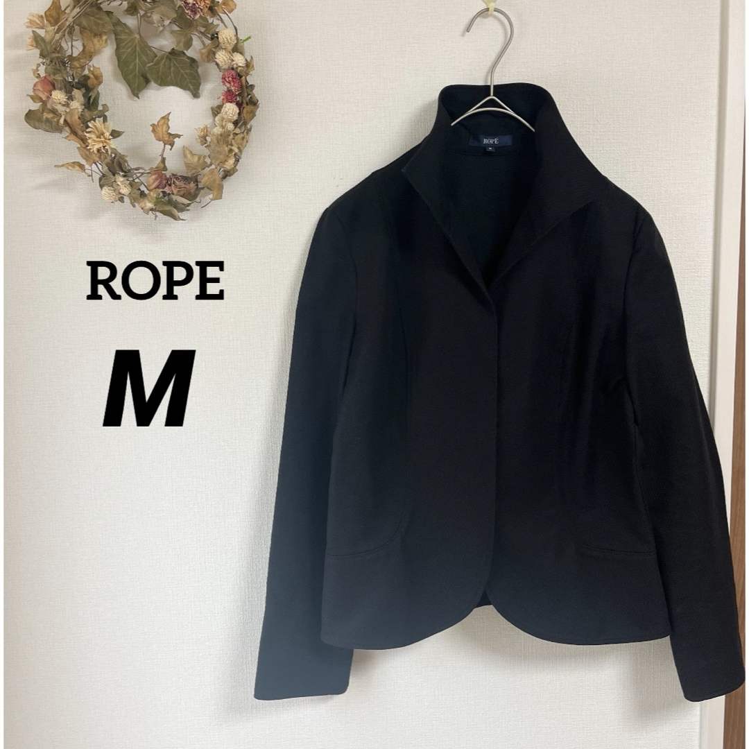 ROPE’(ロペ)の【美品】　ROPE ロペ　ジャケット　Ｍ　黒　ブラック　日本製 レディースのジャケット/アウター(テーラードジャケット)の商品写真