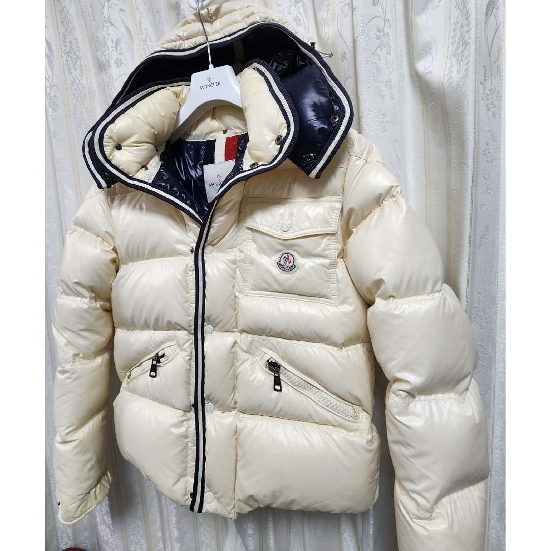 MONCLER(モンクレール)の【良品/レア色】　モンクレール　BRANSON　ブランソン　ダウンジャケット メンズのジャケット/アウター(ダウンジャケット)の商品写真