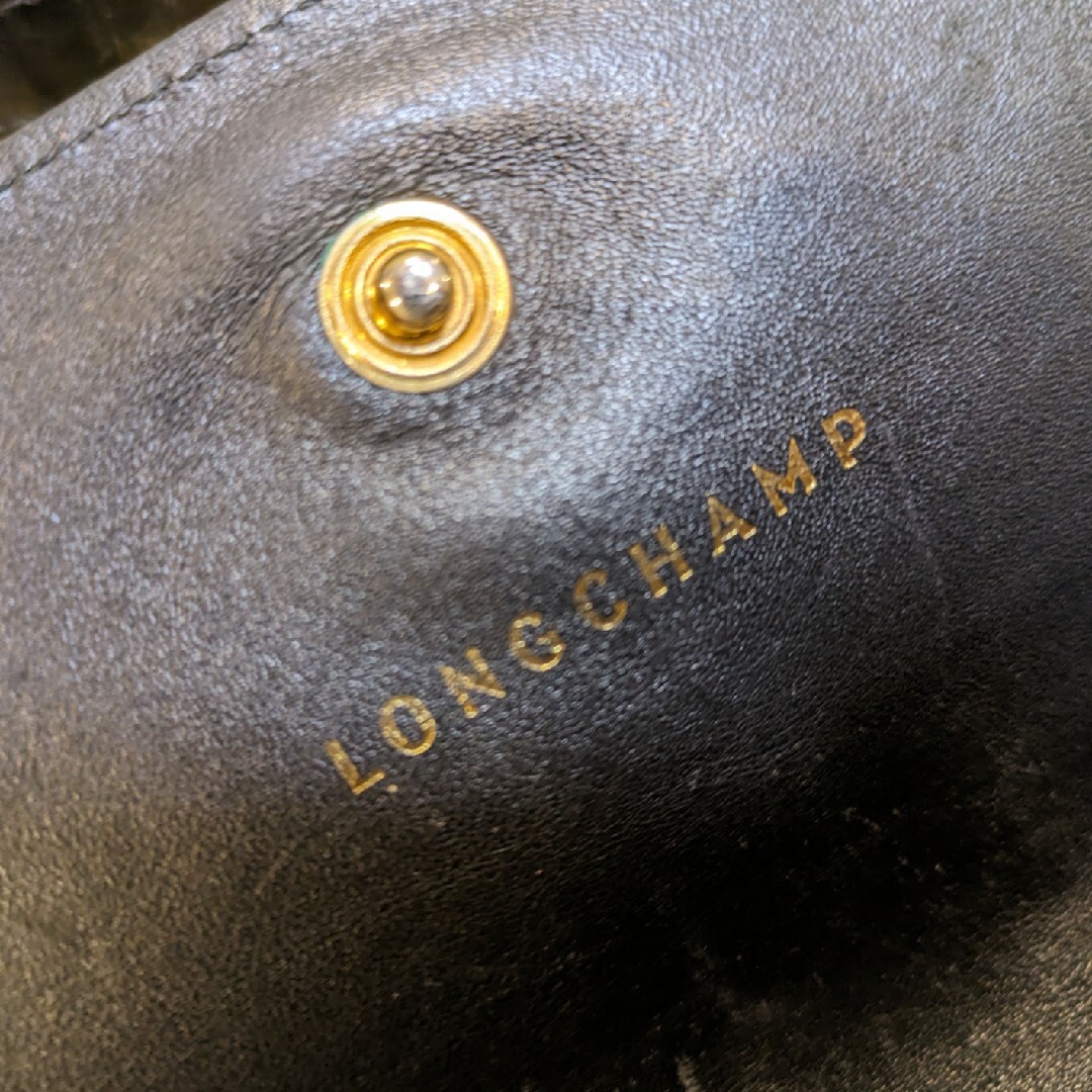 LONGCHAMP(ロンシャン)の5月末まで出品　ロンシャン　ショルダーウォレット　黒 レディースのバッグ(ショルダーバッグ)の商品写真