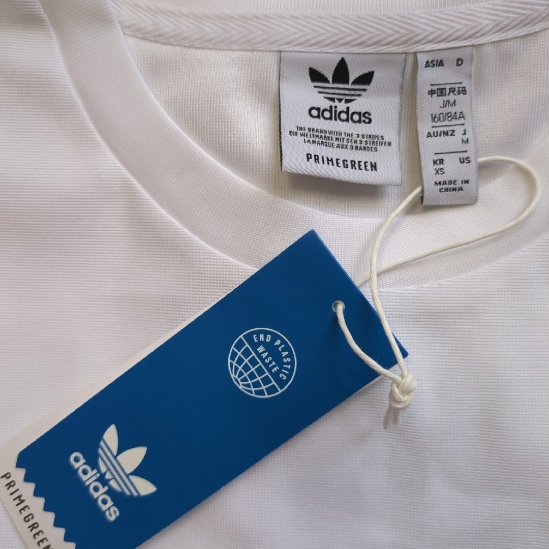 adidas(アディダス)の新品タグ付き アディダス Tシャツ レディースのトップス(Tシャツ(半袖/袖なし))の商品写真