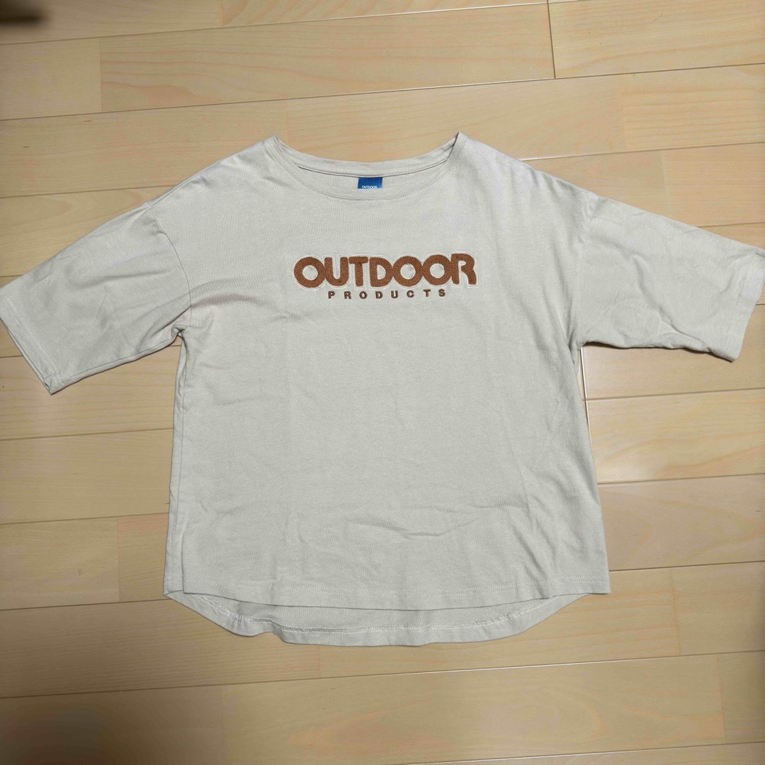 OUTDOOR PRODUCTS(アウトドアプロダクツ)のOUTDOOR ベージュ 5分袖 半袖 Tシャツ ドロップショルダー Mサイズ レディースのトップス(Tシャツ(半袖/袖なし))の商品写真