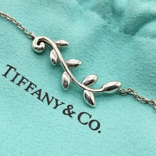 ティファニー(Tiffany & Co.)の【上品な輝きを放つリーフモチーフ✨】　ティファニー　シルバーブレスレット(ブレスレット/バングル)