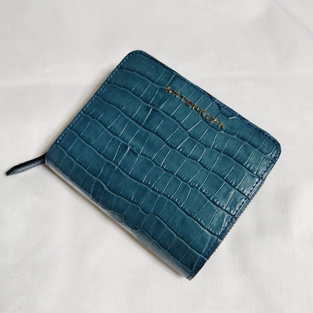 ANTEPRIMA(アンテプリマ)の未使用！　アンテプリマ　二つ折り財布　クロコ　ブルー　ランプリング レディースのファッション小物(財布)の商品写真