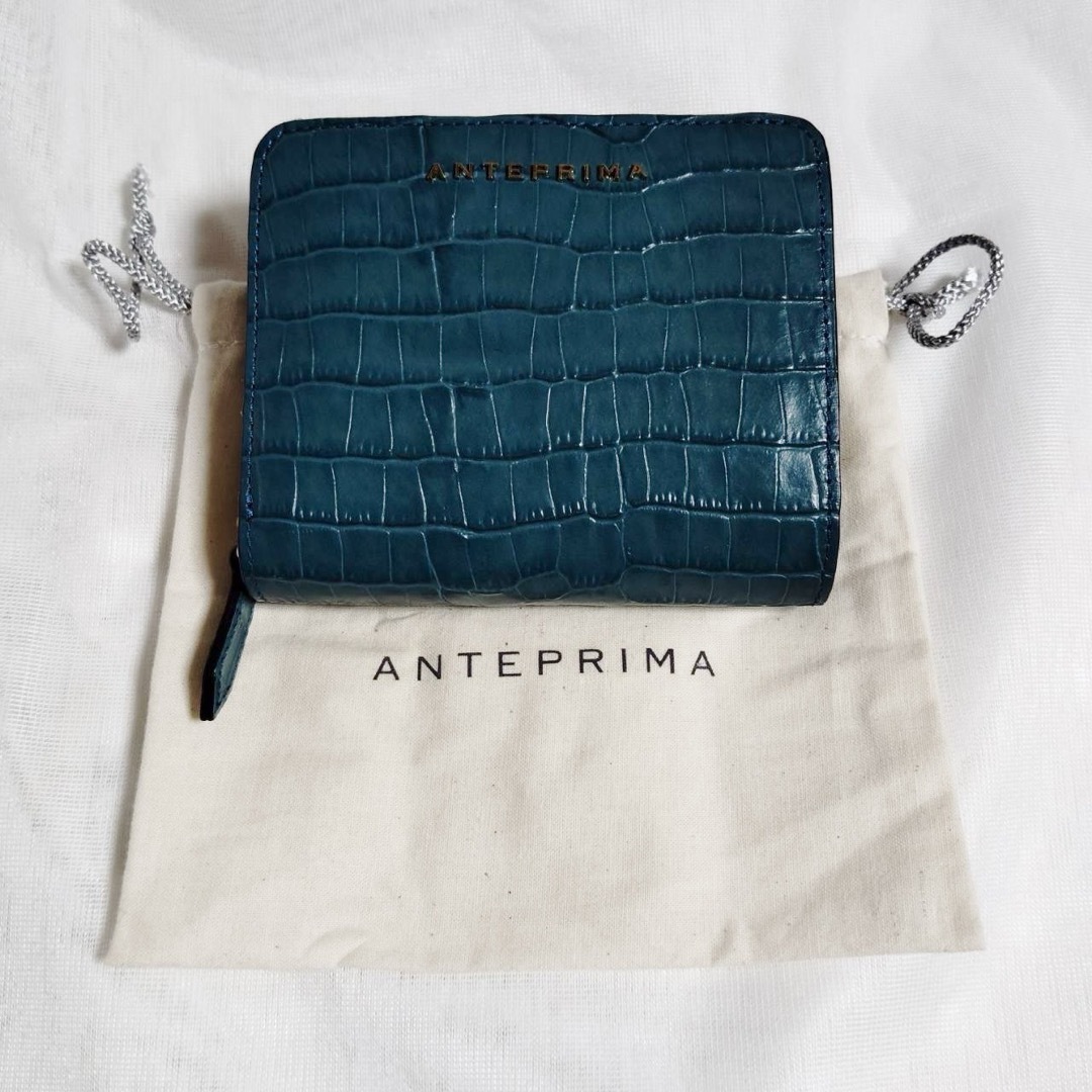 ANTEPRIMA(アンテプリマ)の未使用！　アンテプリマ　二つ折り財布　クロコ　ブルー　ランプリング レディースのファッション小物(財布)の商品写真