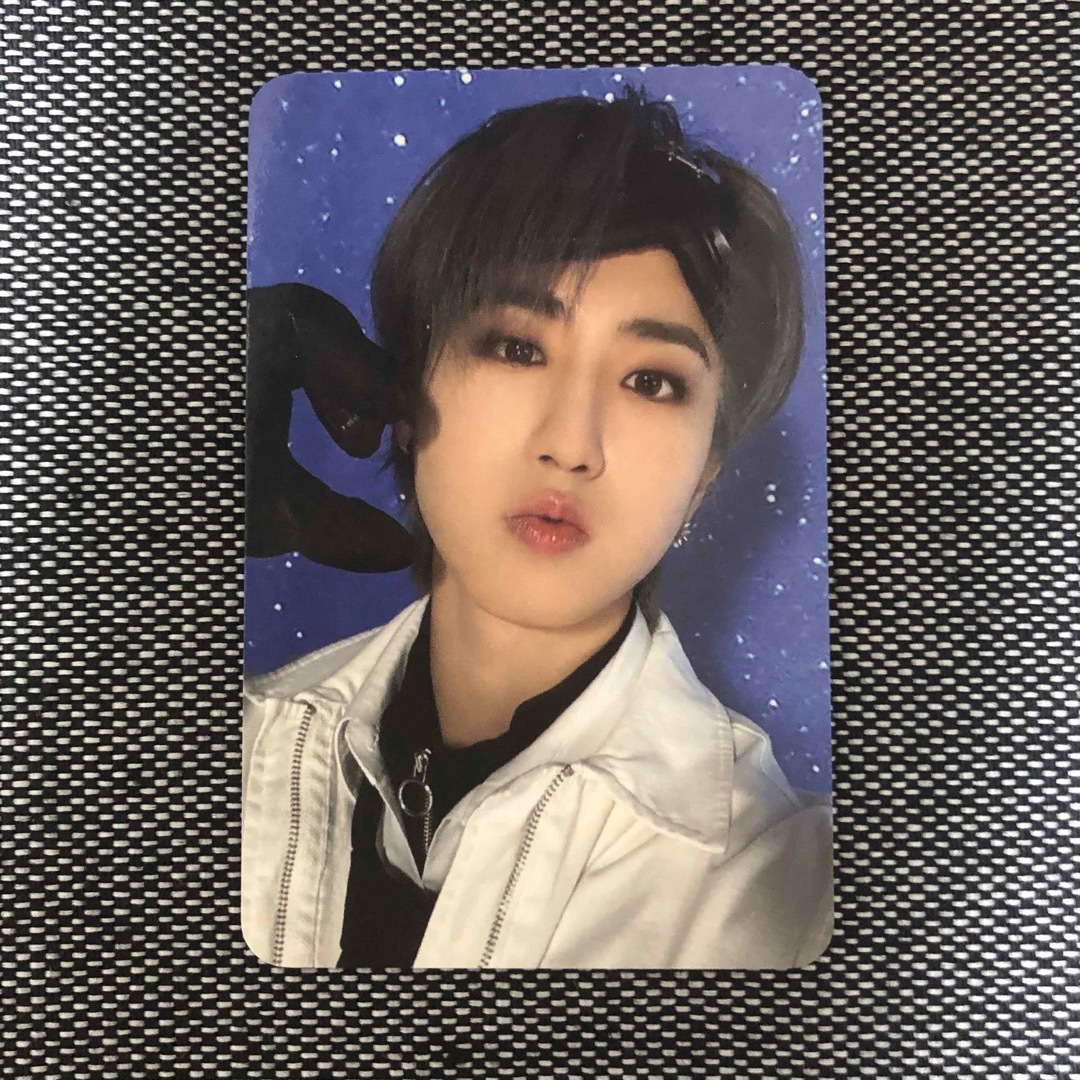 straykids ハンジソン トレカ stayzone ペンミ 本国オフライン CD straykids ハンジソン トレカ stayzone ペンミ 本国オフライン CD
