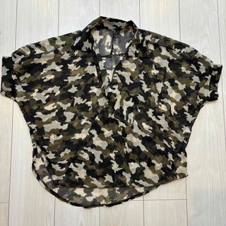 【Free Size】迷彩透け感オーガンジー風カシュクールトップス(シャツ/ブラウス(半袖/袖なし))