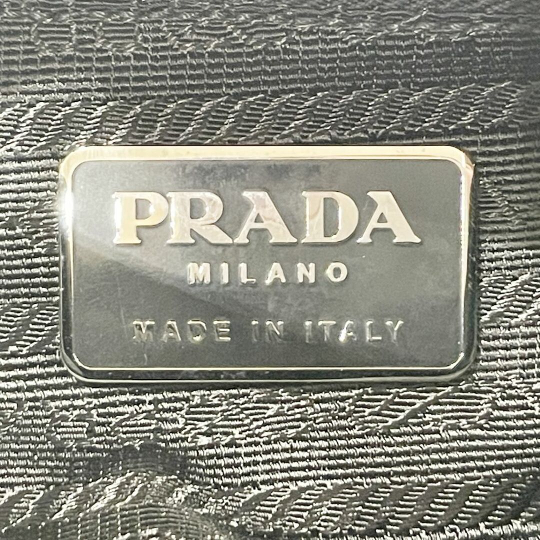 PRADA(プラダ)のPRADA ショルダーバッグ ロゴ ナッパ プラスチック ハンドル ワンショルダー B8472 レザー レディースのバッグ(ショルダーバッグ)の商品写真