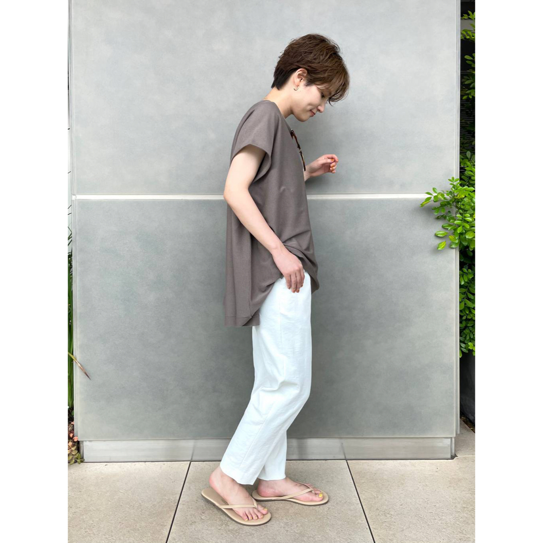 Curensology(カレンソロジー)のCurensology シェルタリングテーパードパンツ レディースのパンツ(カジュアルパンツ)の商品写真