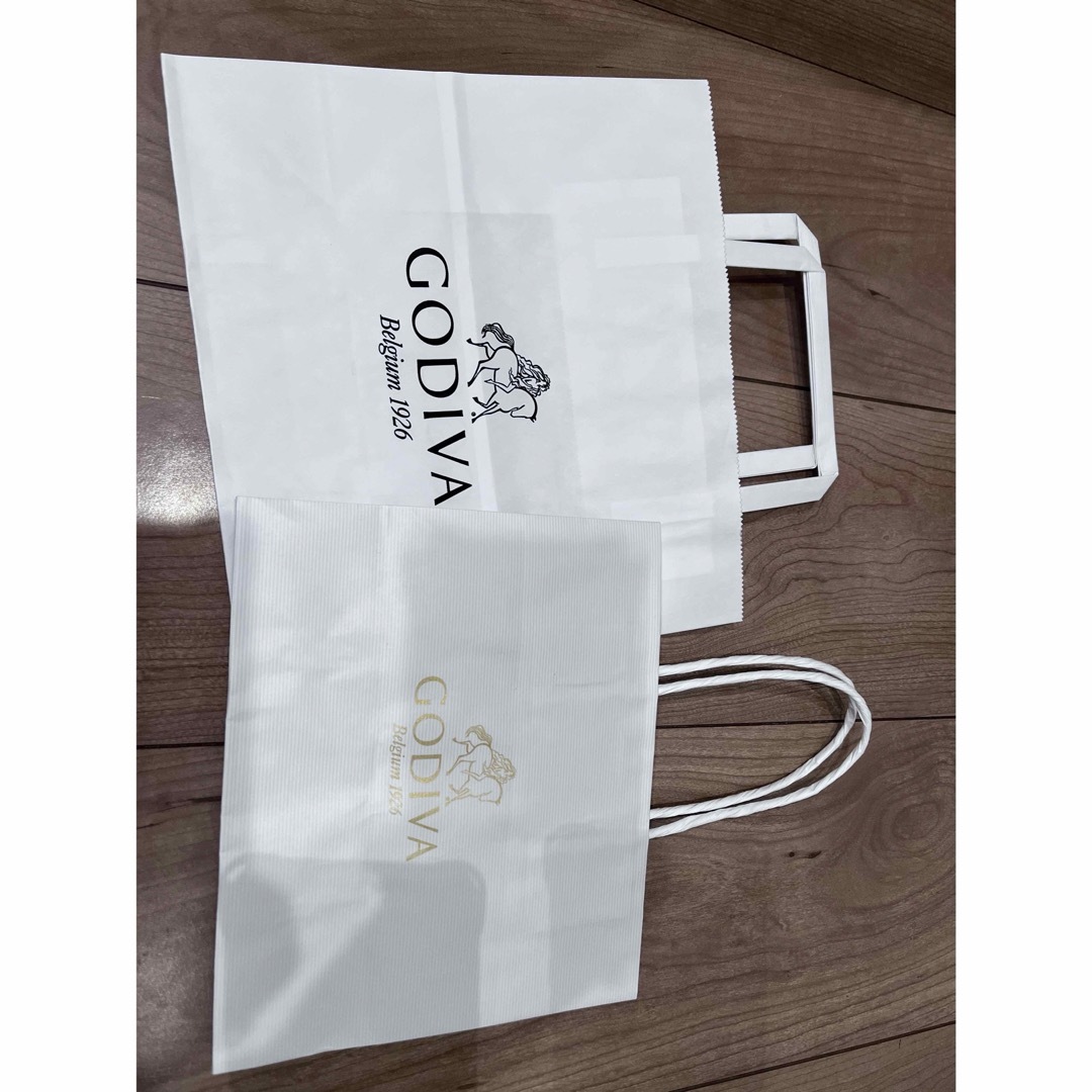 GODIVA(ゴディバ)のGODIVA ショップ袋2枚セット レディースのバッグ(ショップ袋)の商品写真