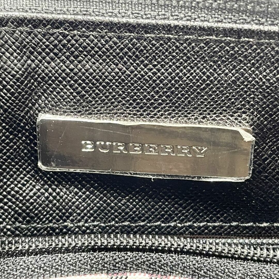 BURBERRY(バーバリー)のBURBERRY ハンドバッグ ロゴ プレート 内部チェック 筒形 レザー レディースのバッグ(ハンドバッグ)の商品写真