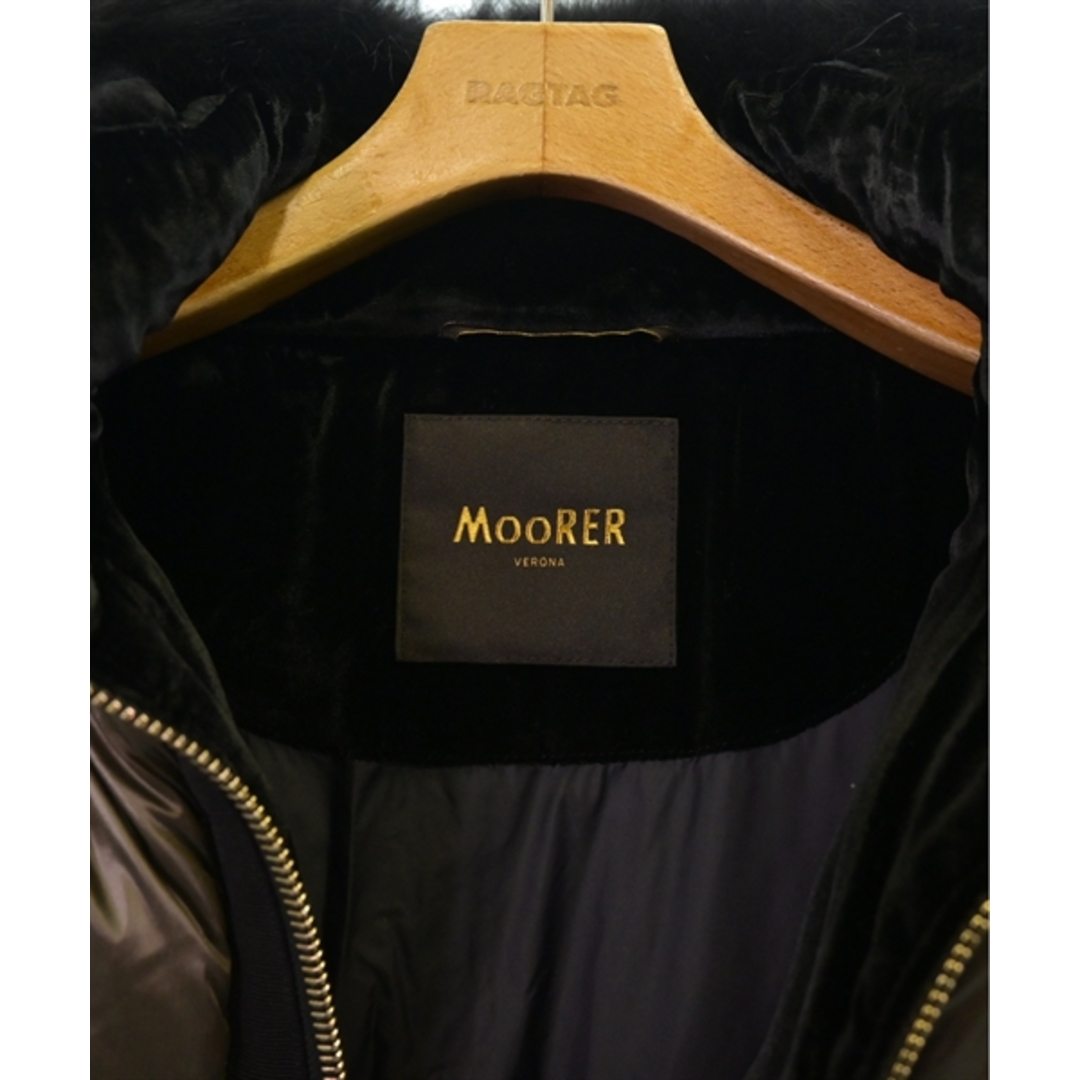 MooRER(ムーレー)のMooRER ムーレー ダウンコート 40(M位) カーキ系 【古着】【中古】 レディースのジャケット/アウター(ダウンコート)の商品写真