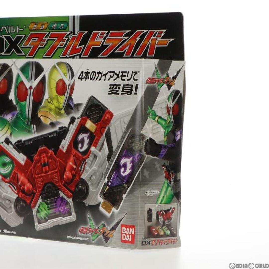 BANDAI(バンダイ)の変身ベルト DXダブルドライバー 仮面ライダーW(ダブル) 完成トイ バンダイ エンタメ/ホビーのおもちゃ/ぬいぐるみ(キャラクターグッズ)の商品写真