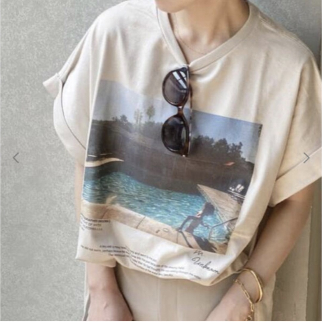 Plage(プラージュ)のPlage☺︎JANE SMITH SP COLLEGETシャツ レディースのトップス(Tシャツ(半袖/袖なし))の商品写真