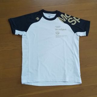 デサント(DESCENTE)の【美品】デサント move sport メンズMサイズ 半袖 Tシャツ(Tシャツ/カットソー(半袖/袖なし))