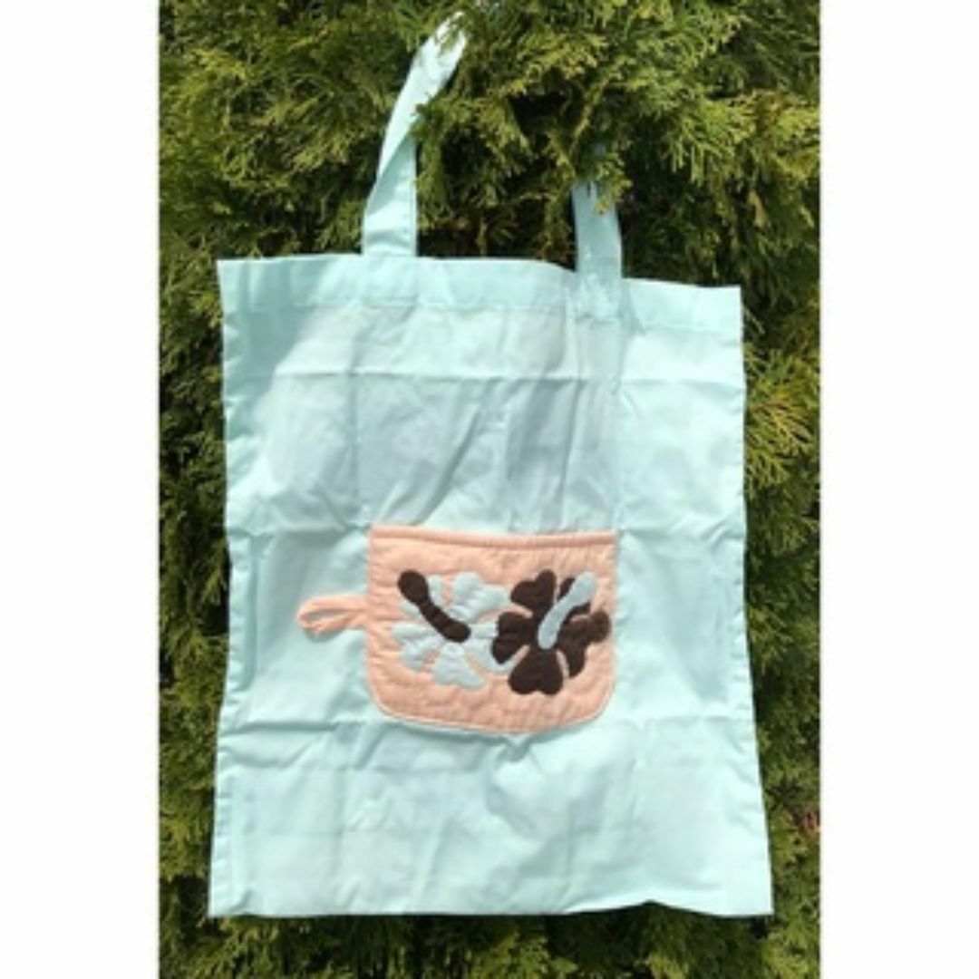 「正規品」エコバッグ ♡ハイビスカス♡ミントブルー♡ハワイアンキルト レディースのバッグ(エコバッグ)の商品写真