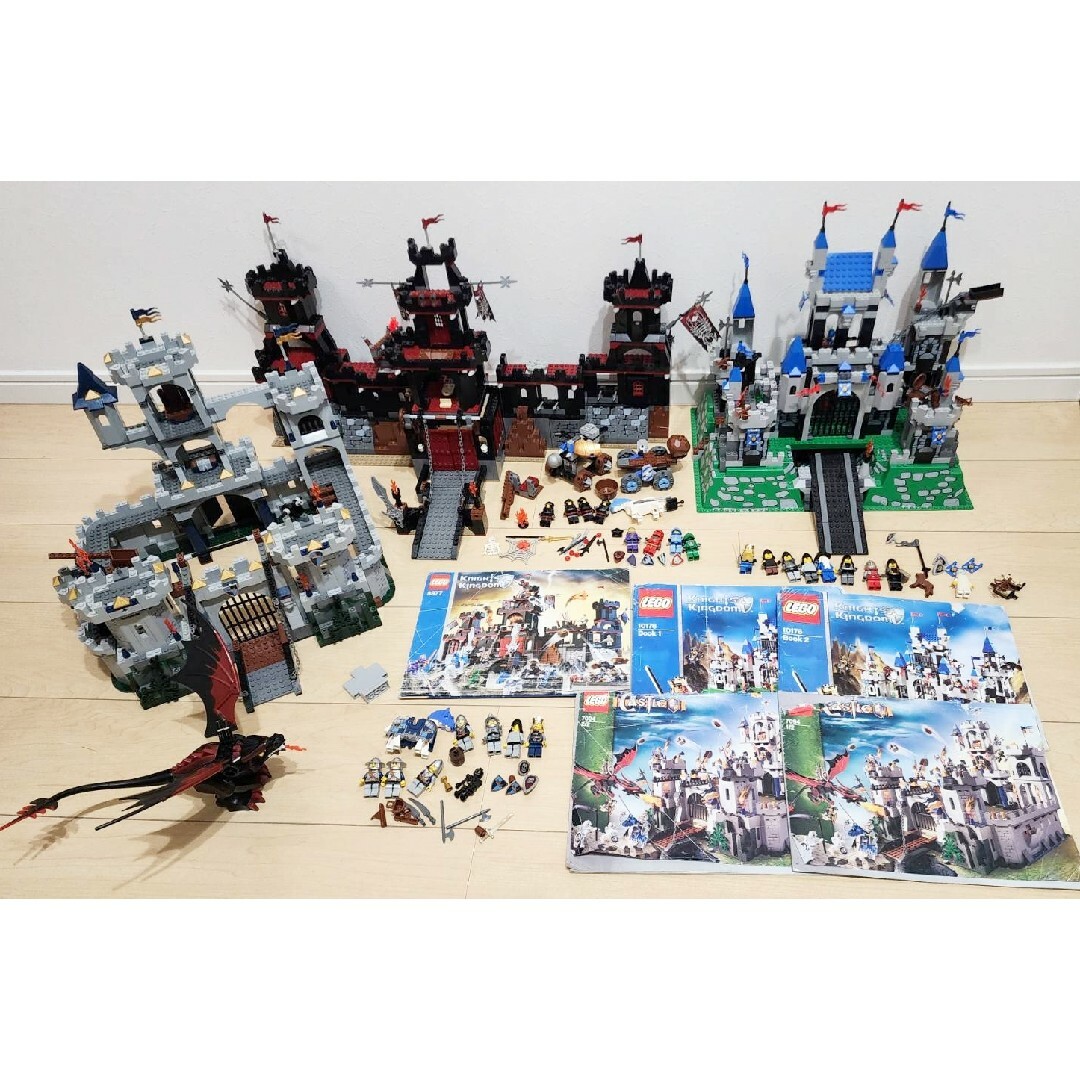 Lego(レゴ)のLEGO　レゴ　Knight Kingdom　キャッスル　3種　大量希少ジャンク エンタメ/ホビーのおもちゃ/ぬいぐるみ(その他)の商品写真