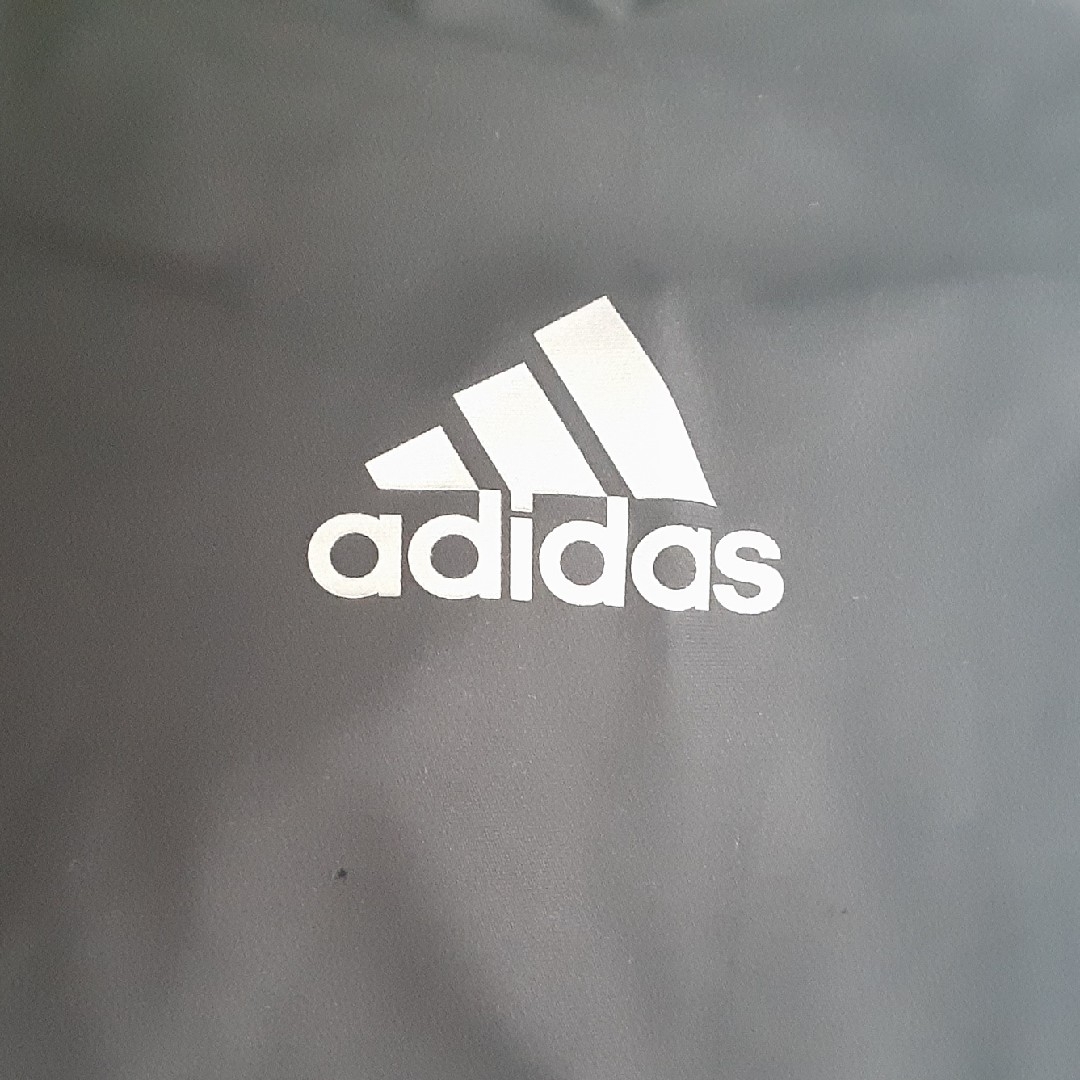 adidas(アディダス)のadidas メッシュロンＴ ブラック&蛍光イエロー キッズ/ベビー/マタニティのキッズ服男の子用(90cm~)(Tシャツ/カットソー)の商品写真