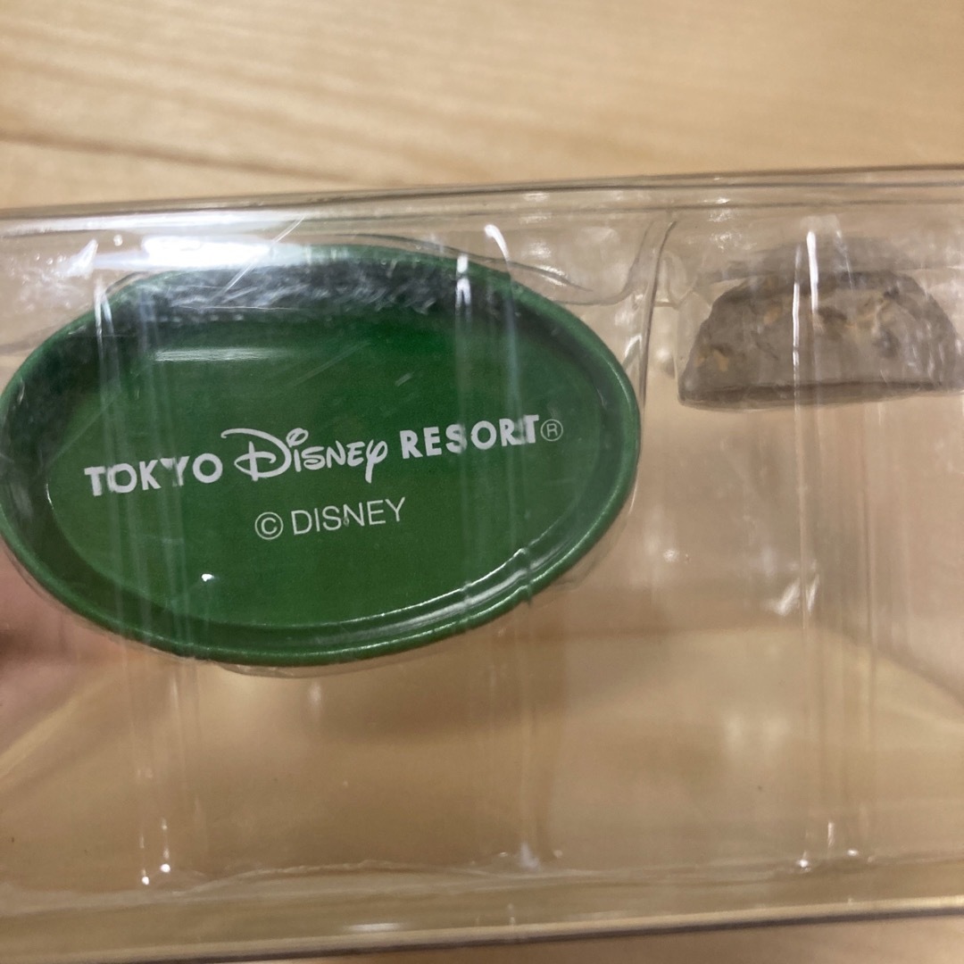 Disney(ディズニー)の東京ディズニーランド　プーさん　チョコクランチ　小物入れ　くまのプーさん　ミニ インテリア/住まい/日用品の収納家具(ケース/ボックス)の商品写真