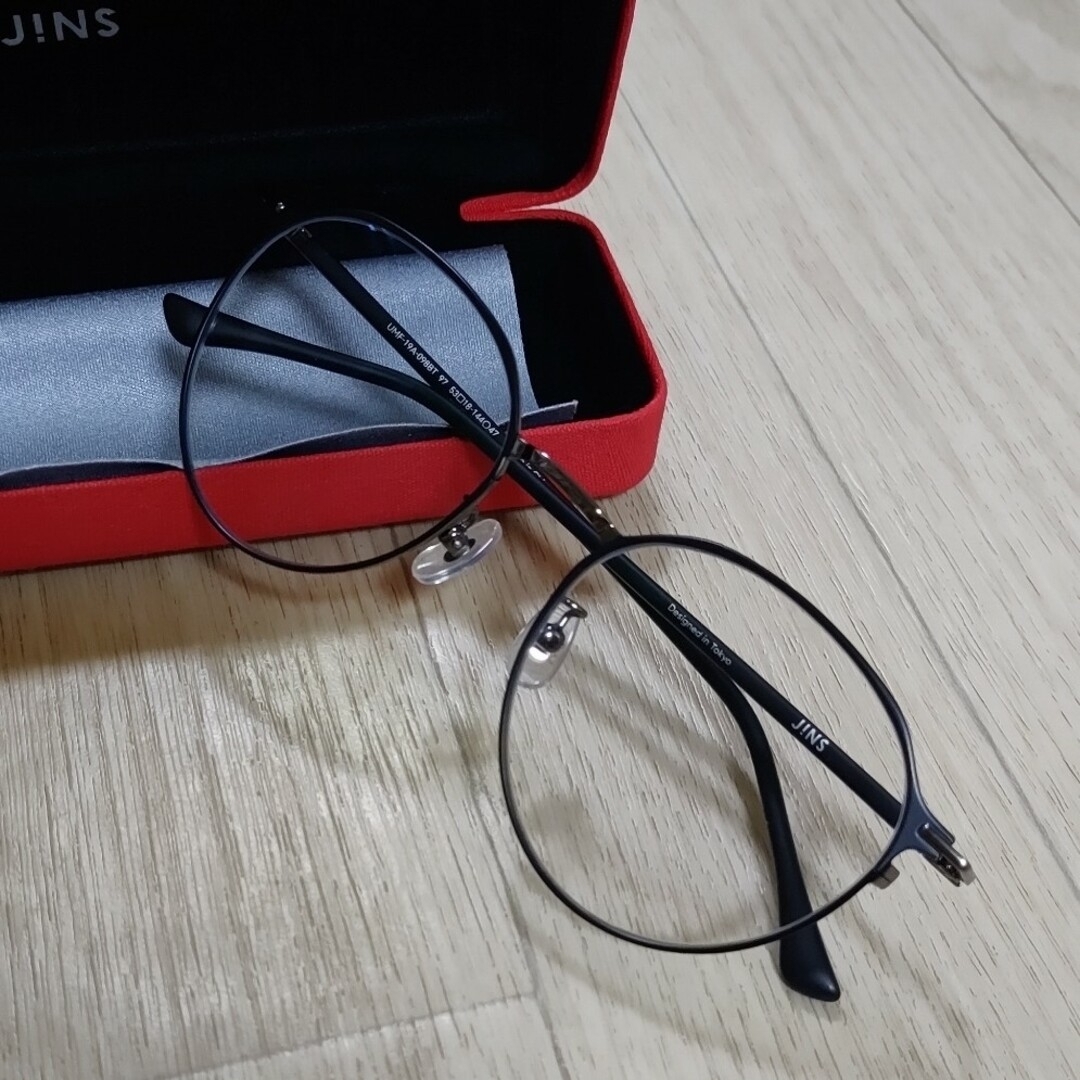 JINS(ジンズ)の美品  JINS メガネ フレーム ブラック  ブルーライト 大きめ 眼鏡 レディースのファッション小物(サングラス/メガネ)の商品写真