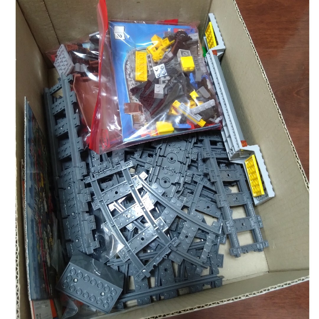 Lego(レゴ)のレゴ シティ 3677 レッドカーゴトレイン キッズ/ベビー/マタニティのおもちゃ(知育玩具)の商品写真