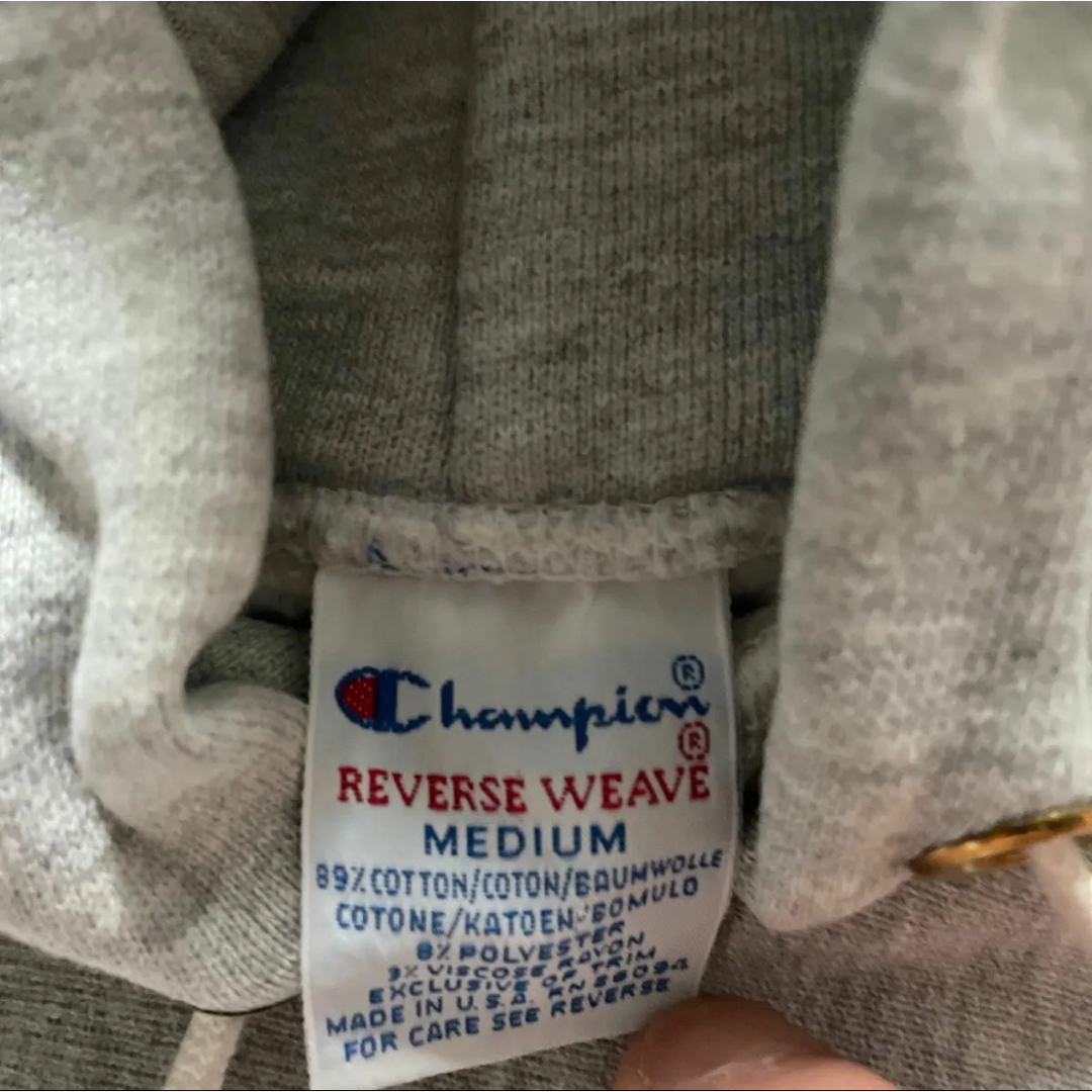 Champion(チャンピオン)のチャンピオン　リバースウィーブ　90年代刺繍タグ　Mサイズ メンズのトップス(パーカー)の商品写真