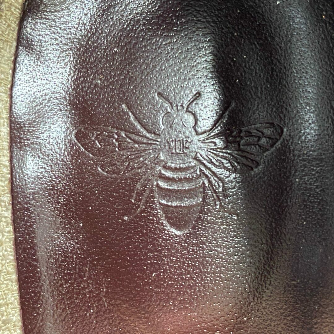 1e13 BOUGEOTTE  Bee アーモンドトゥ ペニーローファー コインローファー  36 ベージュ シューズ レディースの靴/シューズ(ローファー/革靴)の商品写真