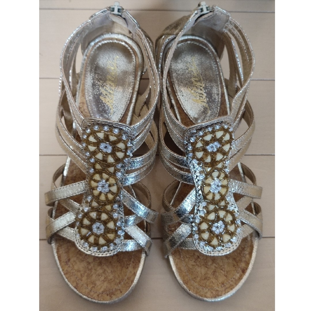 サンダル ゴールド Sサイズ ミンクス MINX レディースの靴/シューズ(サンダル)の商品写真