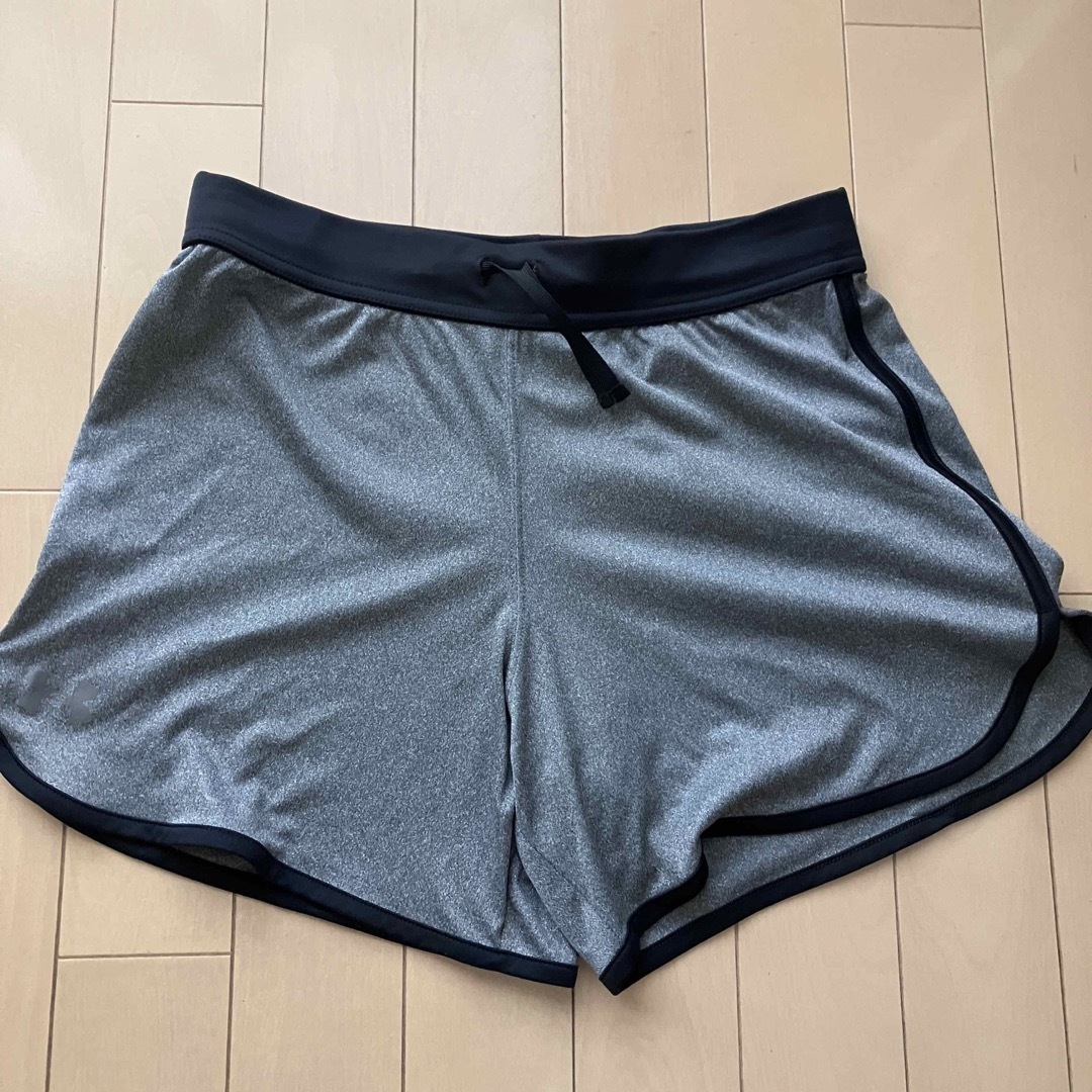 UNDER ARMOUR(アンダーアーマー)のショートパンツ レディースのパンツ(ショートパンツ)の商品写真