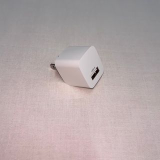 USB AC アダプター(PC周辺機器)