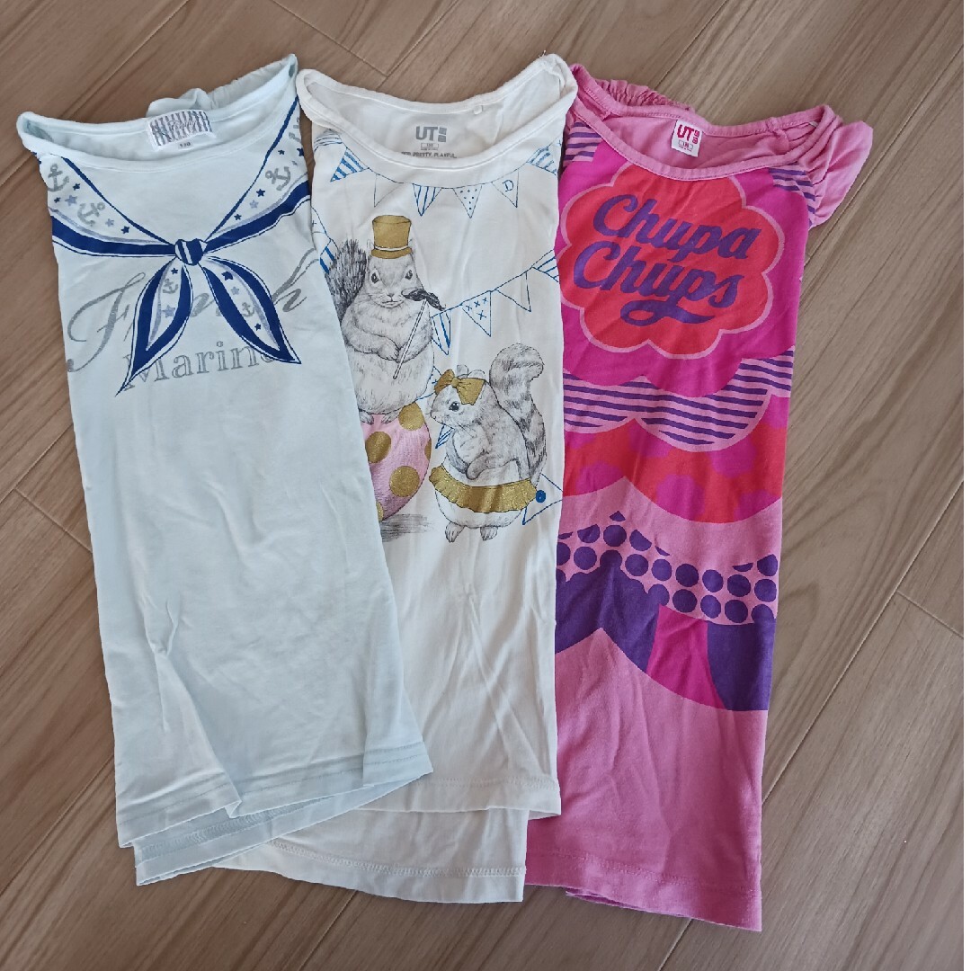 UNIQLO(ユニクロ)のユニクロ、半袖Tシャツ、130 キッズ/ベビー/マタニティのキッズ服女の子用(90cm~)(Tシャツ/カットソー)の商品写真