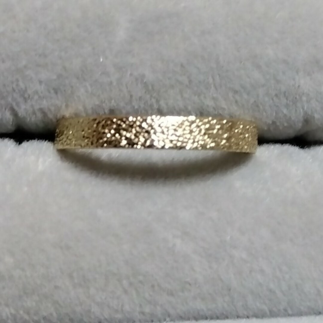 リング　指輪　ライトゴールド　質感　ザラザラ　おしゃれ レディースのアクセサリー(リング(指輪))の商品写真