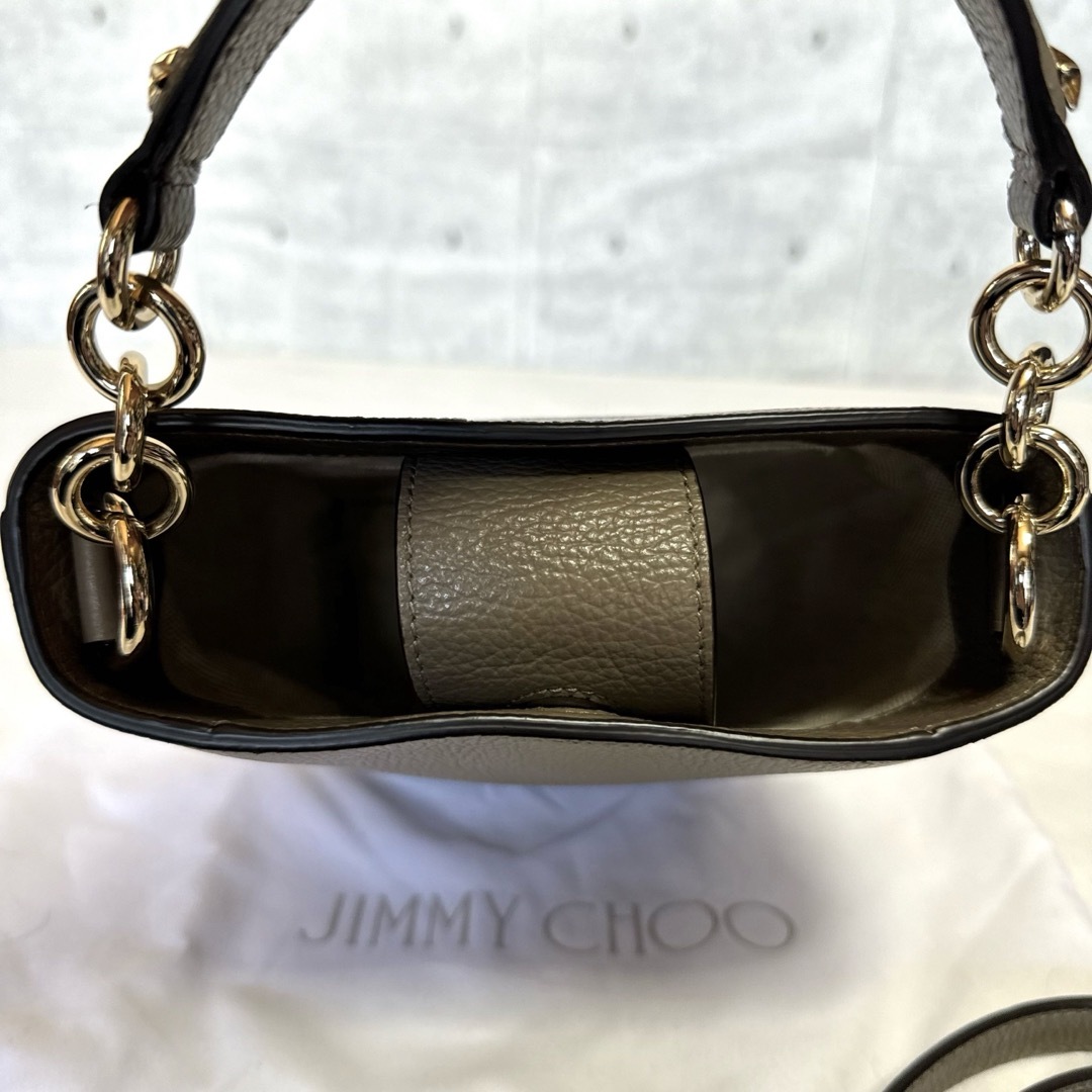 JIMMY CHOO(ジミーチュウ)の【未使用級】JIMMY CHOO グレージュ レザー 2WAY ハンドバッグ レディースのバッグ(ハンドバッグ)の商品写真