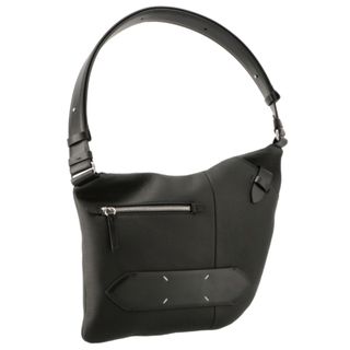 マルタンマルジェラ(Maison Martin Margiela)のメゾン マルジェラ/MAISON MARGIELA バッグ メンズ SOFT 5AC ON BODY ショルダーバッグ BLACK  SB1WG0017-P4746-T8013 _0410ff(ショルダーバッグ)