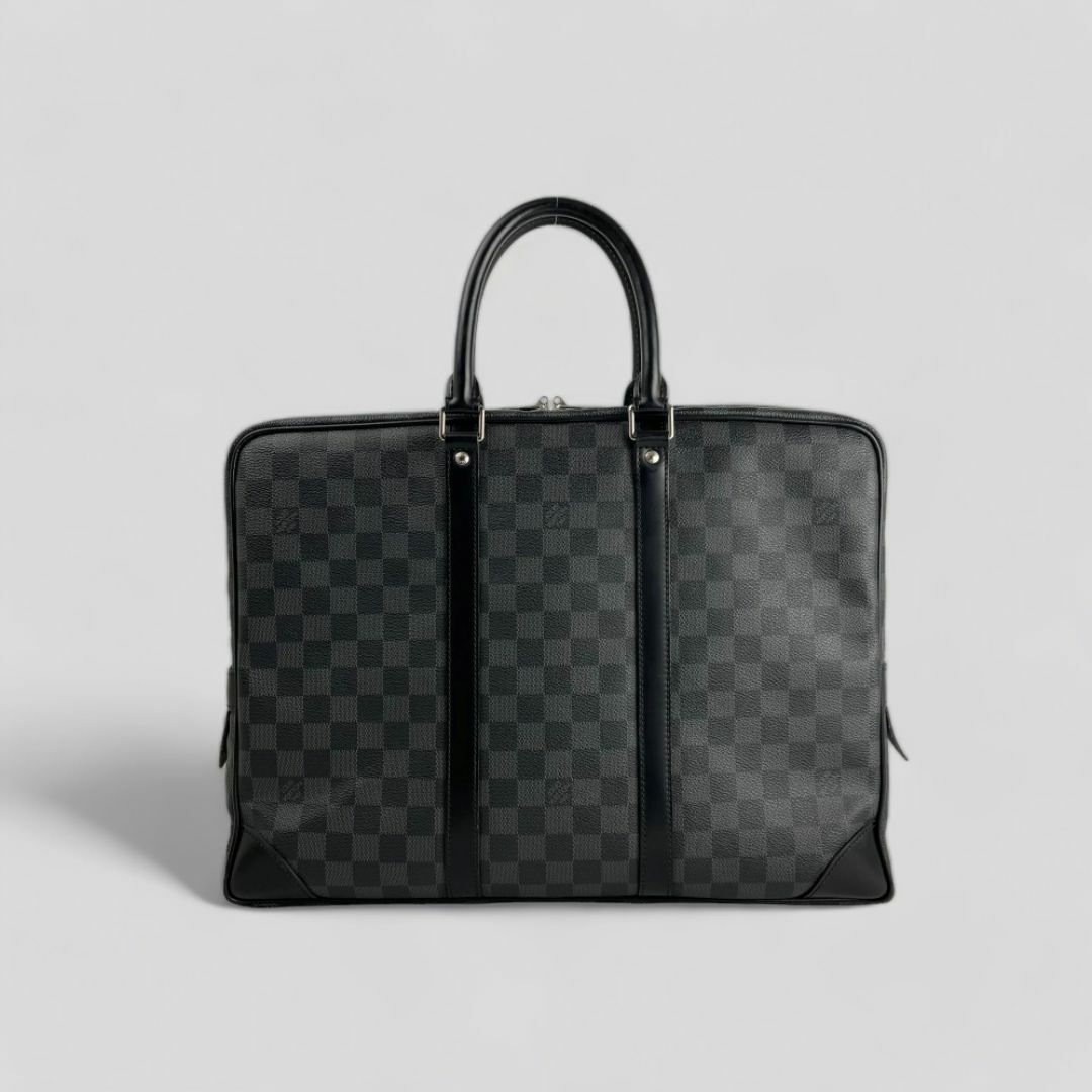 LOUIS VUITTON(ルイヴィトン)の■ルイ ヴィトン ダミエ・グラフィット■ PDV ビジネスバッグ カデナ・鍵付 メンズのバッグ(ビジネスバッグ)の商品写真