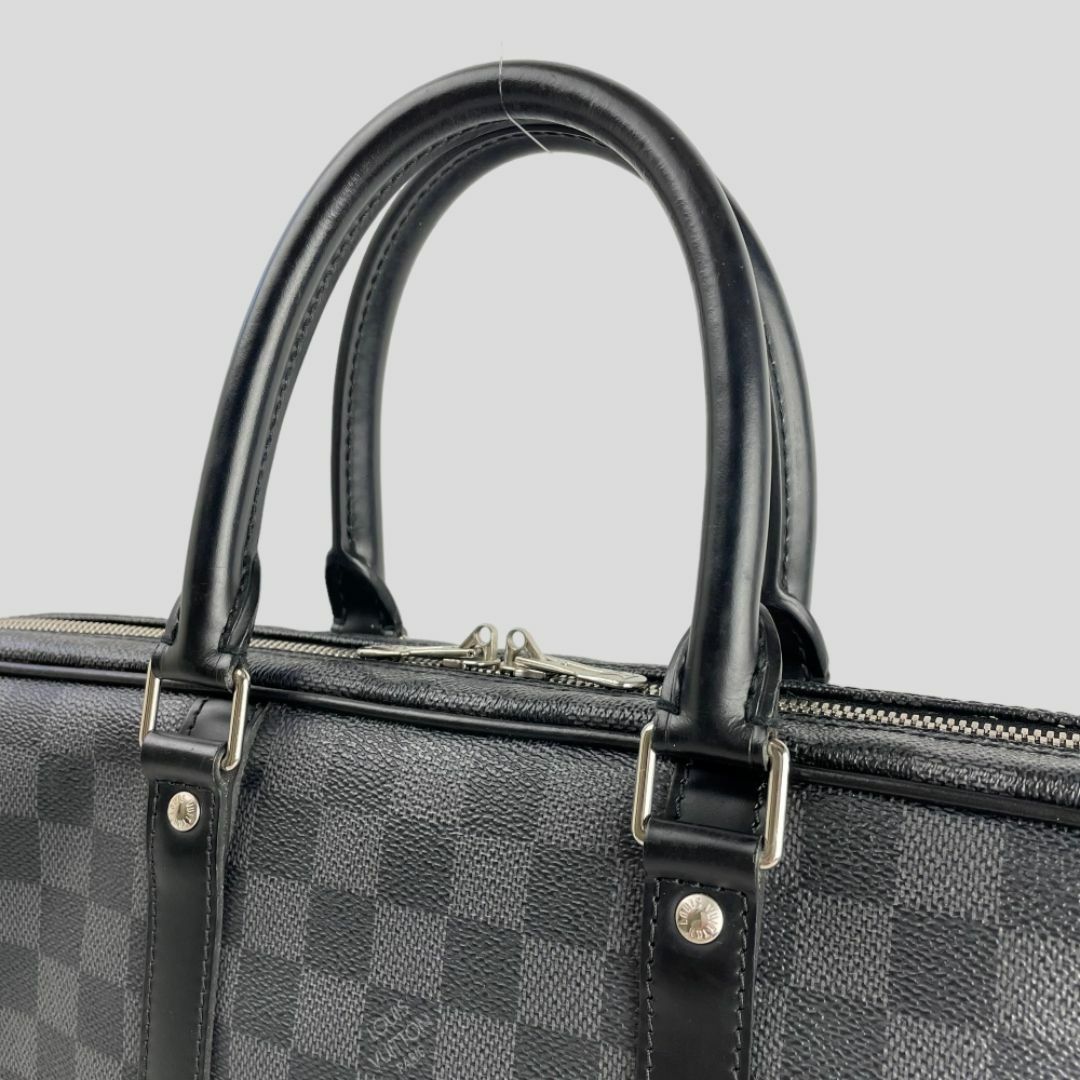 LOUIS VUITTON(ルイヴィトン)の■ルイ ヴィトン ダミエ・グラフィット■ PDV ビジネスバッグ カデナ・鍵付 メンズのバッグ(ビジネスバッグ)の商品写真