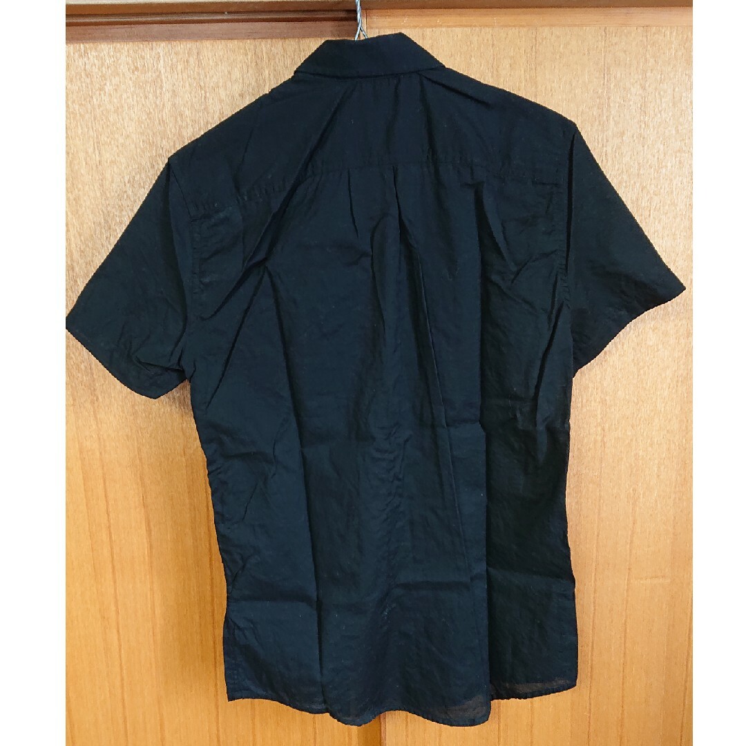 H&M(エイチアンドエム)のメンズ 半袖シャツ ブラック メンズのトップス(シャツ)の商品写真