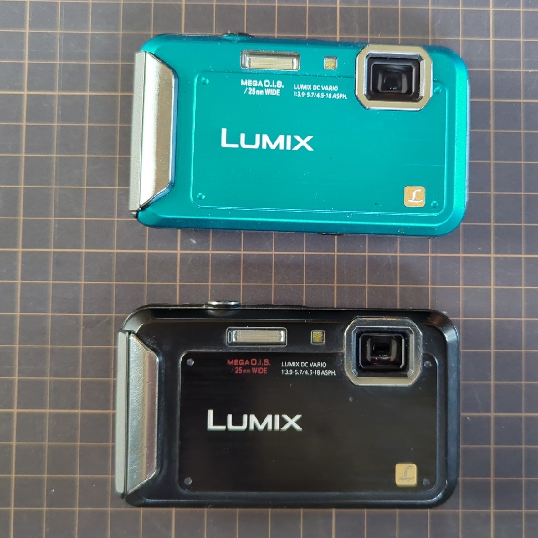 Panasonic(パナソニック)のジャンク パナ コンデジ LUMIX FT DMC-FT20 2台セット スマホ/家電/カメラのカメラ(コンパクトデジタルカメラ)の商品写真