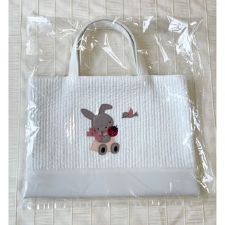 ファミリア(familiar)の【新品】ファミリア　ピオヌンナル　「MILK」　ホワイト(トートバッグ)