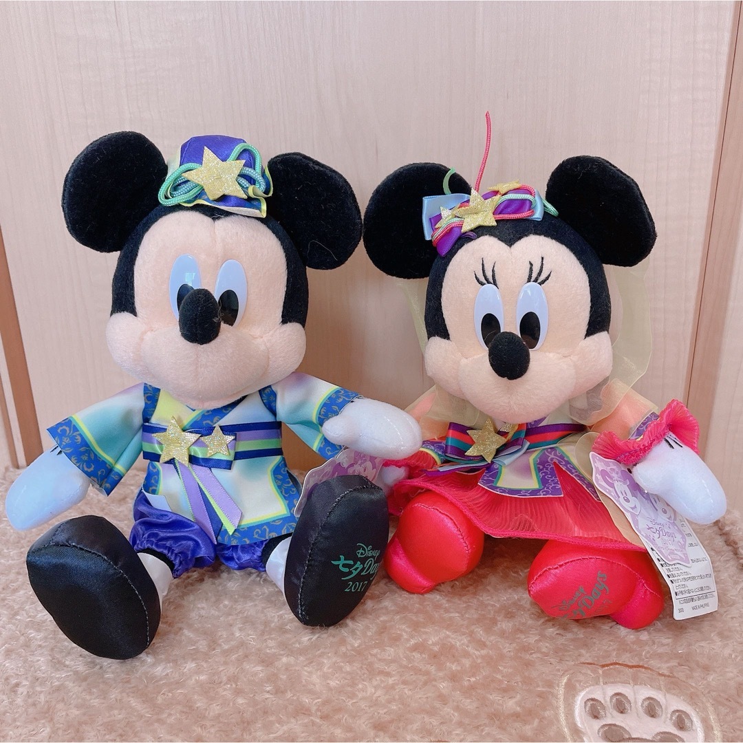 Disney(ディズニー)の【新品.タグ付き】☆ディズニー☆七夕祭り2017年☆ミッキー＆ミニーぬいぐるみ☆ エンタメ/ホビーのおもちゃ/ぬいぐるみ(キャラクターグッズ)の商品写真