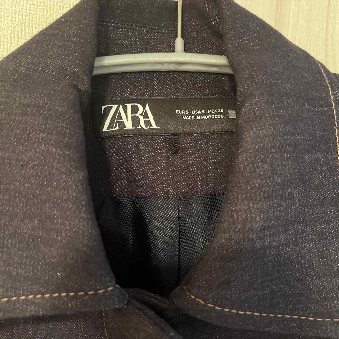 ZARA(ザラ)のZARA ザラ トップステッチ ショート デニムジャケット  レディースのジャケット/アウター(Gジャン/デニムジャケット)の商品写真