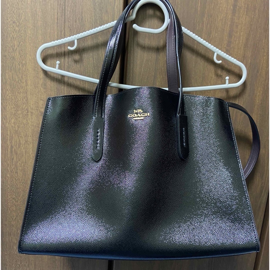 COACH(コーチ)のCOACH トートバッグ エナメル レディースのバッグ(トートバッグ)の商品写真