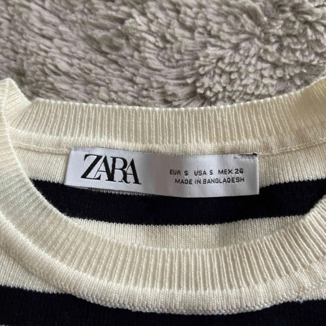 ZARA(ザラ)のZARA ベーシッククロップドニットトップス　Sサイズ レディースのトップス(カットソー(半袖/袖なし))の商品写真