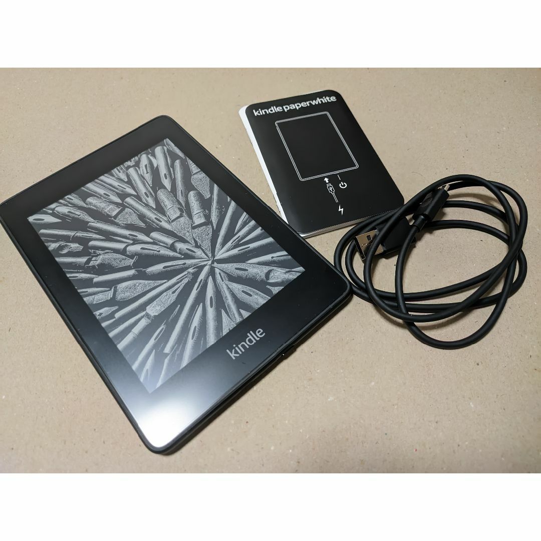 Kindle Paperwhite 第10世代 (32GB) 広告付きモデル スマホ/家電/カメラのPC/タブレット(電子ブックリーダー)の商品写真