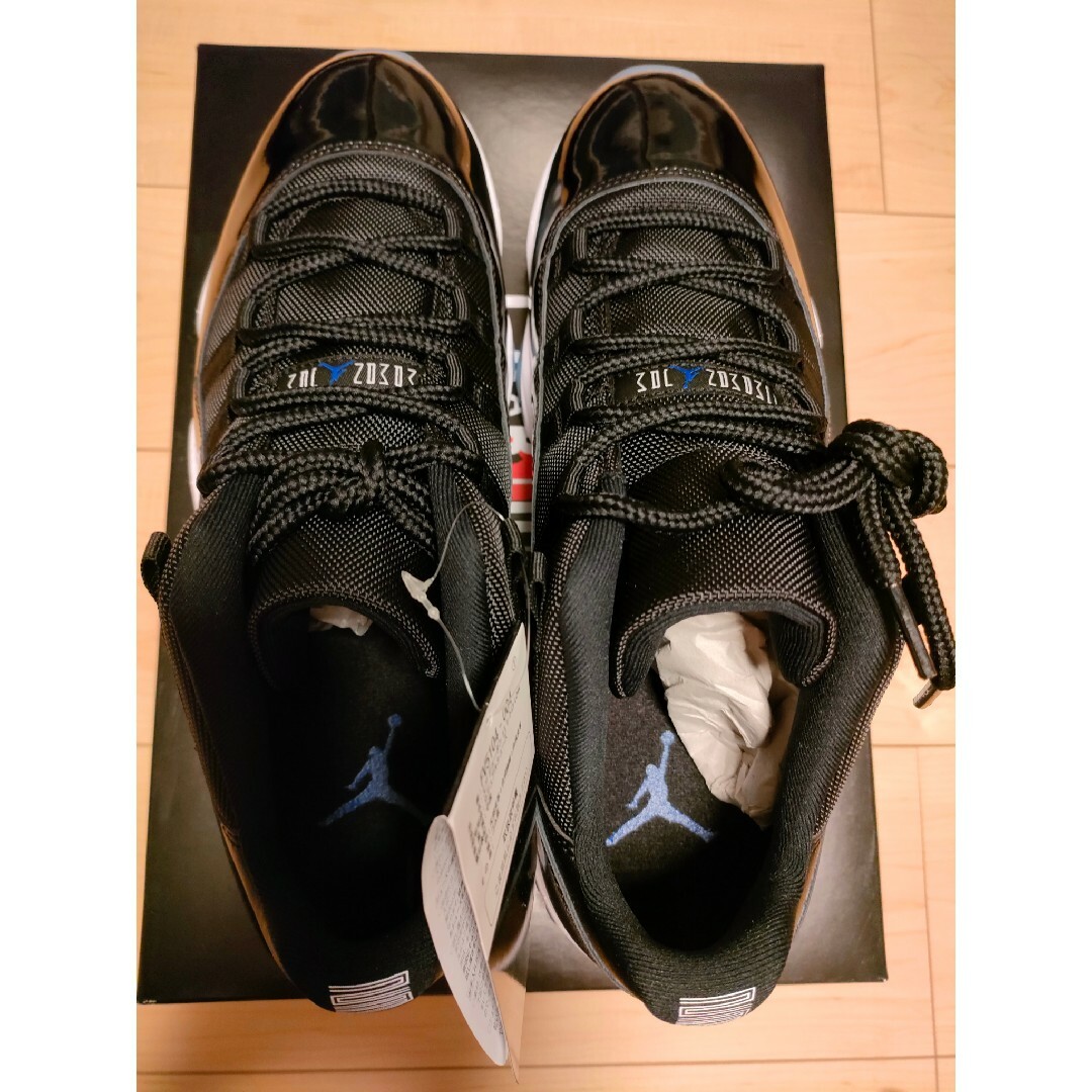 NIKE(ナイキ)のナイキ エアジョーダン11 レトロ ロー スペースジャム 29cm メンズの靴/シューズ(スニーカー)の商品写真