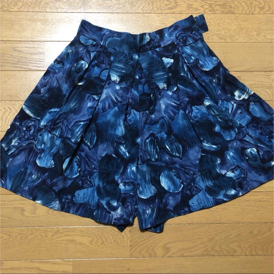 VIVAGARCON キュロット スカート ショートパンツ レディースのパンツ(ショートパンツ)の商品写真