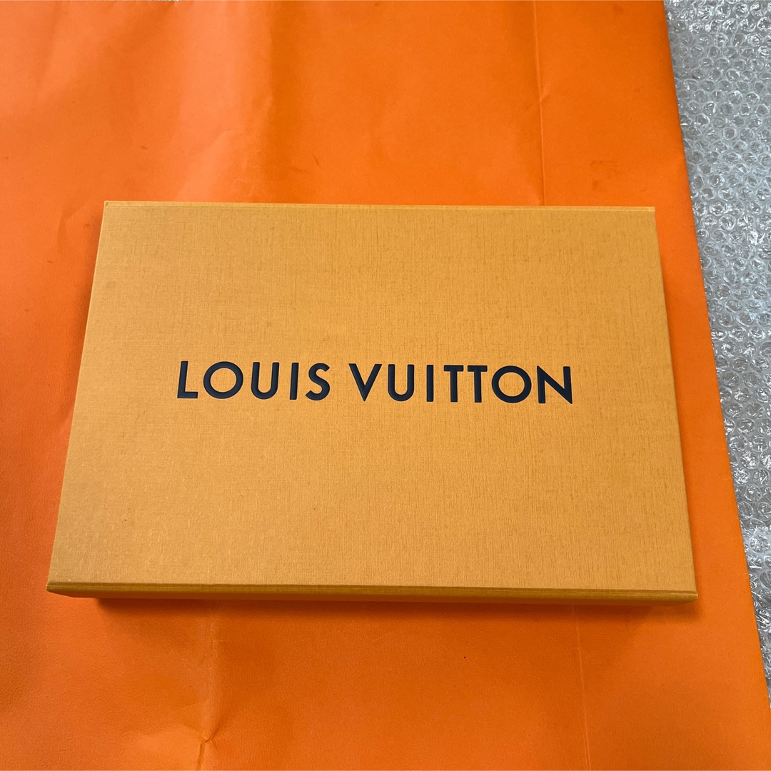 LOUIS VUITTON(ルイヴィトン)のLOUIS VUITTON　空箱　ギフトケース　ルイヴィトン　インテリア　小物 インテリア/住まい/日用品のインテリア/住まい/日用品 その他(その他)の商品写真