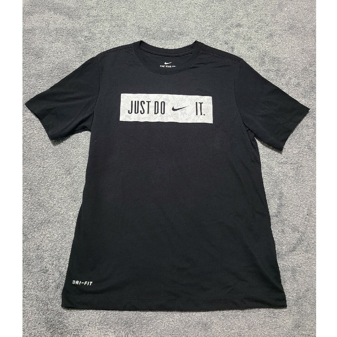 NIKE(ナイキ)のナイキTシャツ メンズのトップス(Tシャツ/カットソー(半袖/袖なし))の商品写真