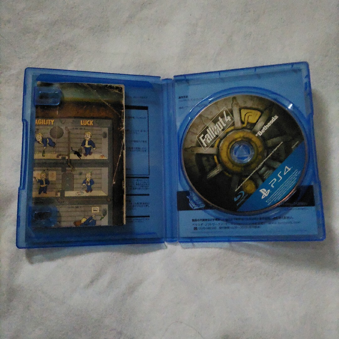 PS4 フォールアウト4 エンタメ/ホビーのゲームソフト/ゲーム機本体(家庭用ゲームソフト)の商品写真