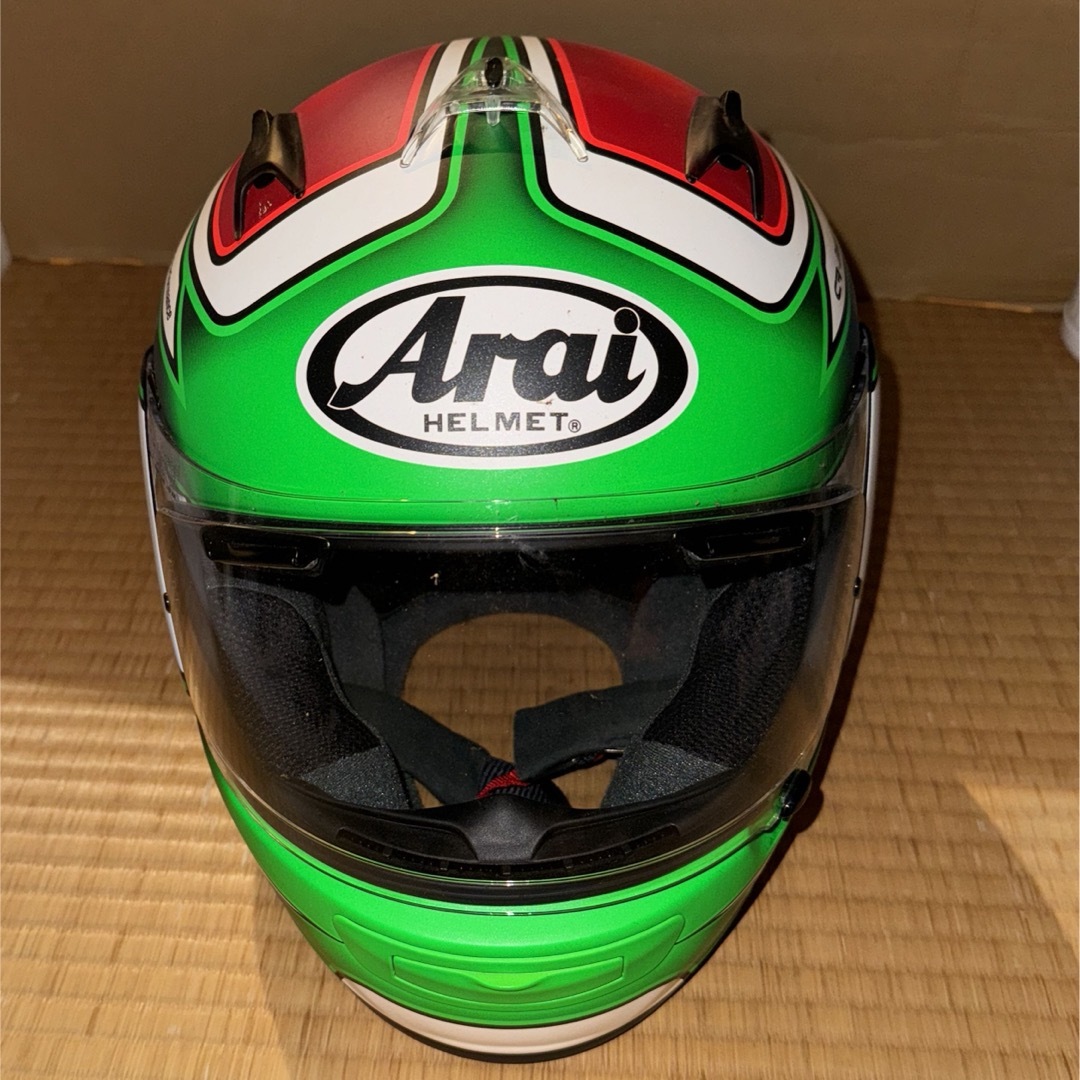 Arai(アライ)のアライ　quantum j ジュリアーノレプリカ【 Mサイズ】 自動車/バイクのバイク(装備/装具)の商品写真