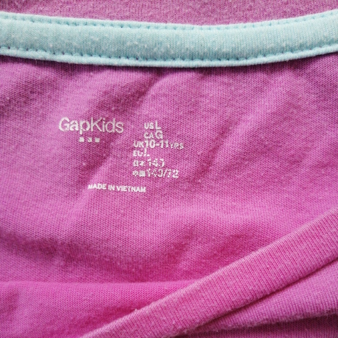 GAP Kids(ギャップキッズ)の140cm Tシャツ＆ノースリーブシャツ　2枚セット　GAPKIDS キッズ/ベビー/マタニティのキッズ服女の子用(90cm~)(Tシャツ/カットソー)の商品写真